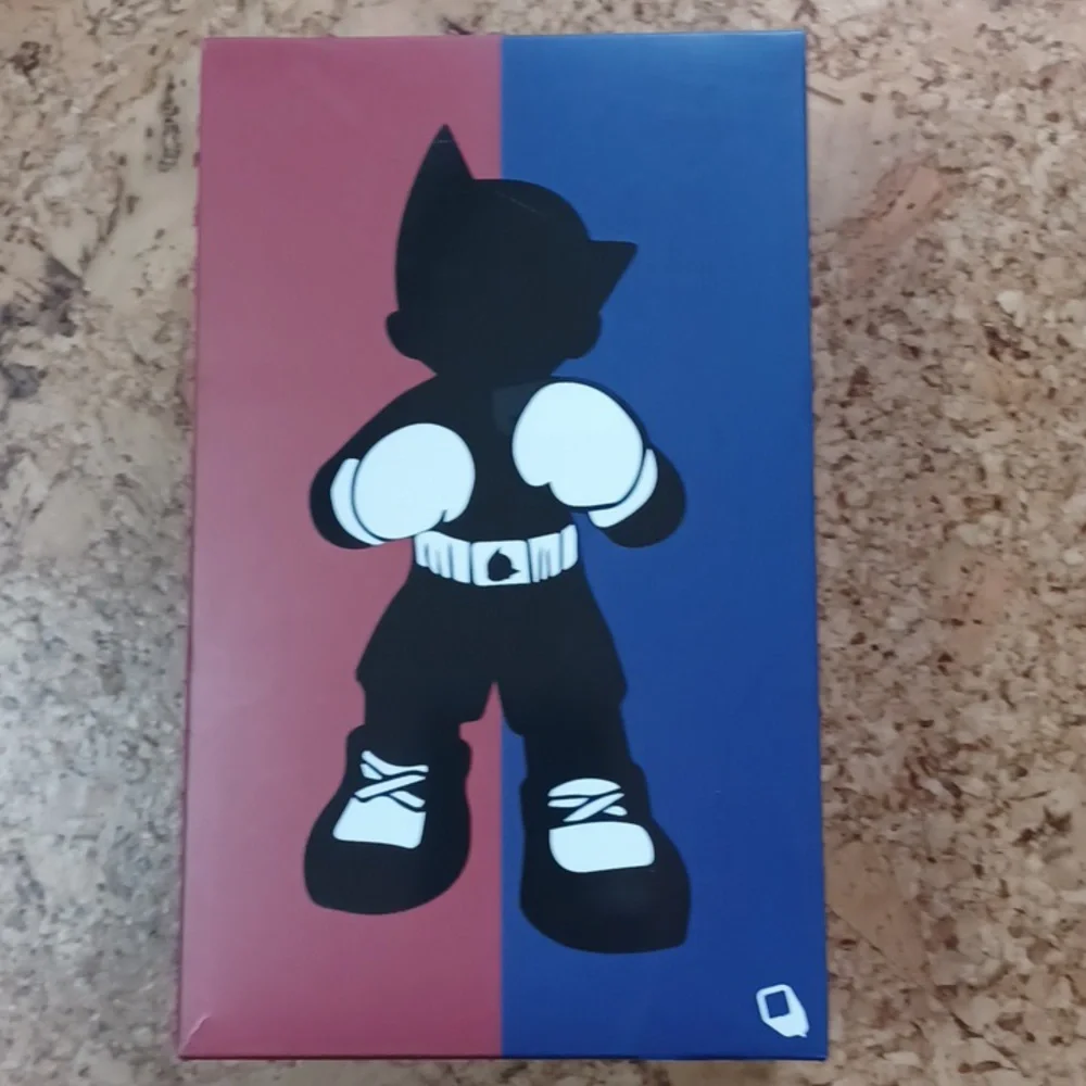 Astro Boy Boxer Collector's 6 Inch OG Edition by Toyqube, New in Original Box - Picture 3 of 6